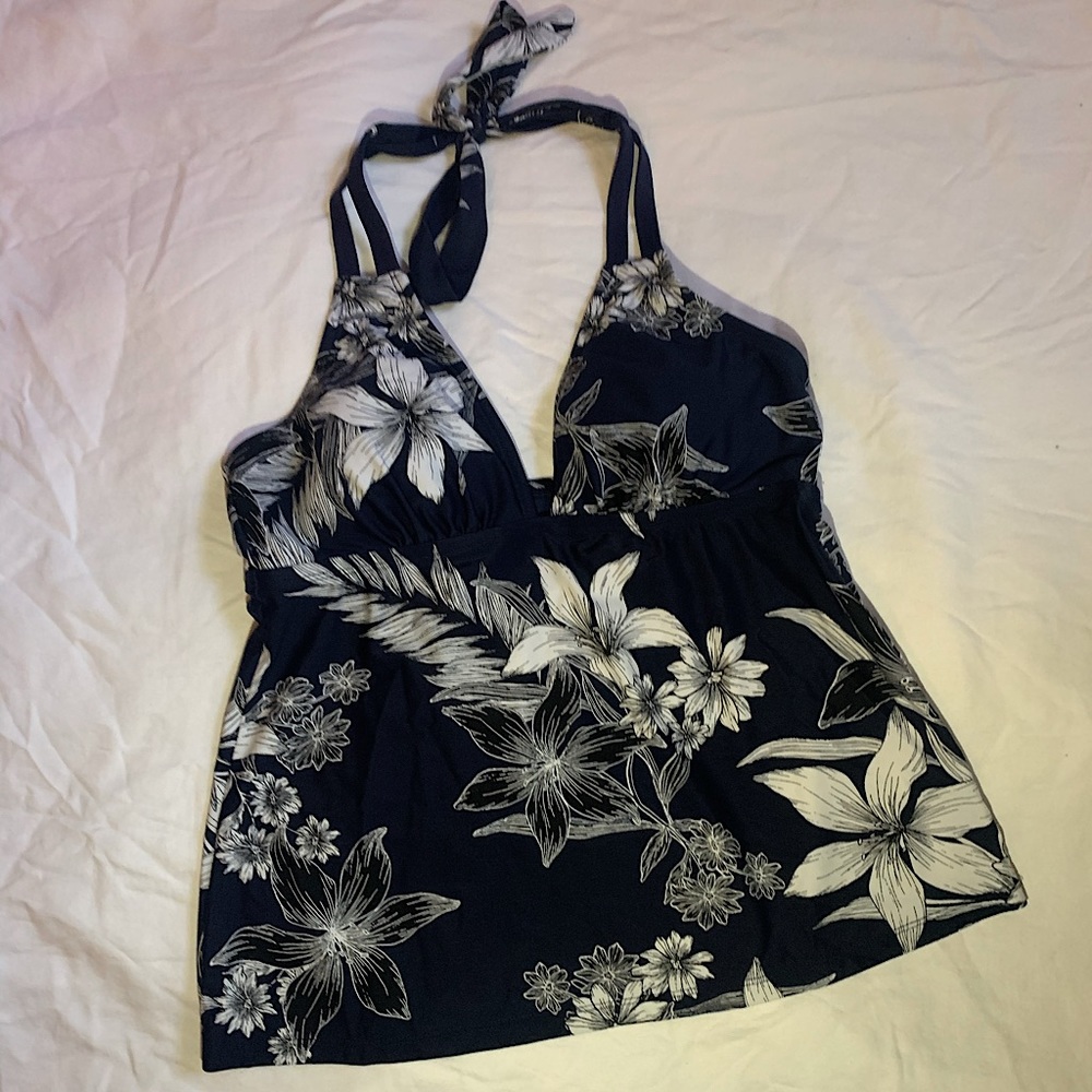 Bought from Target, Size Mediums, Leaf print
